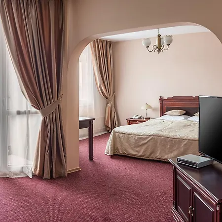Balkan Hotel 4*